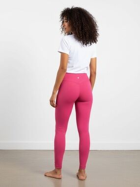 Lululemon V-Waist Yoga Tight Grid Texture Leggings Size 2 Hot Pink Gym Running